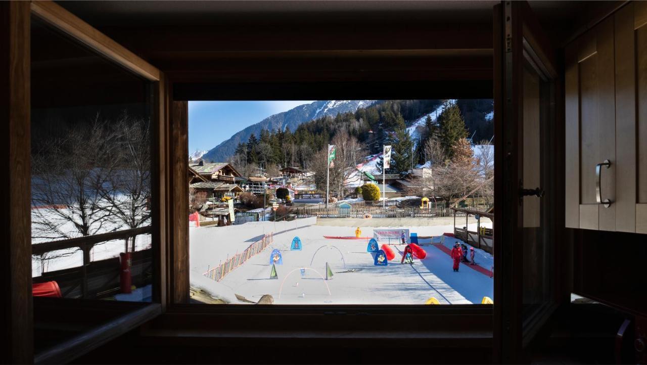 Appartement Le Galetas Des Planards Chamonix Exterior photo