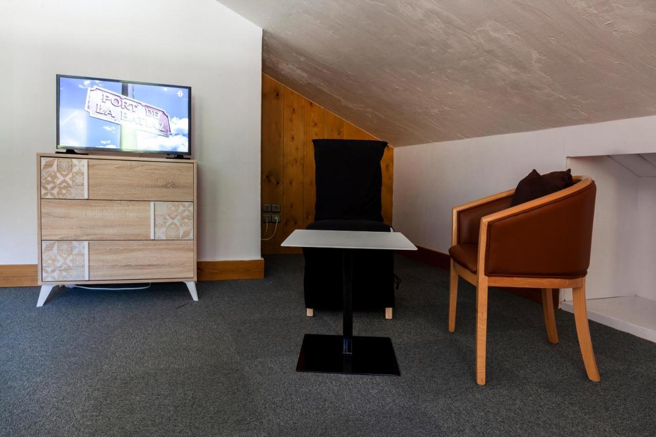 Appartement Le Galetas Des Planards Chamonix Exterior photo